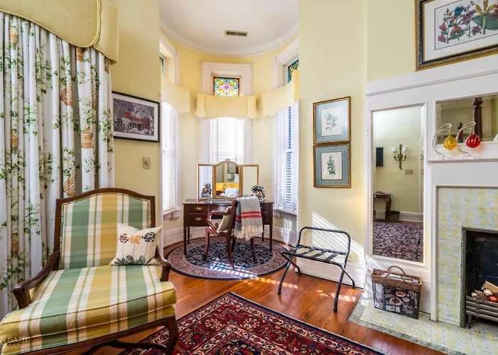 Burke Mansion