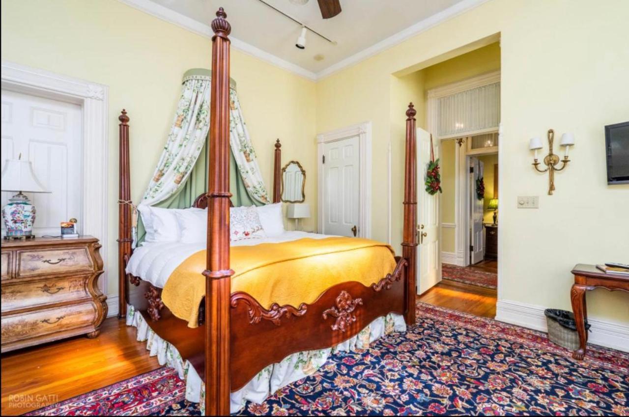 Bed and breakfast Burke Mansion 4*