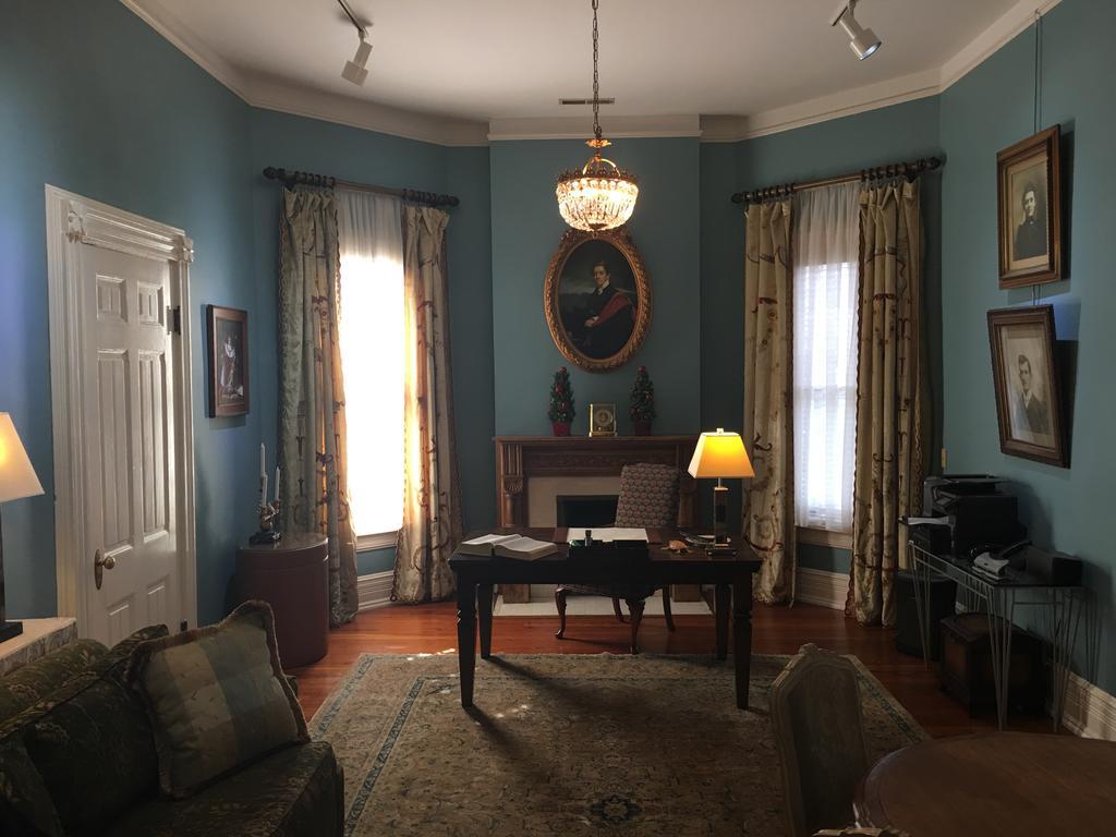 Burke Mansion