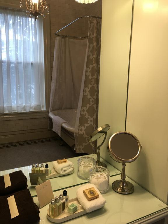 Bed and breakfast Burke Mansion 4*